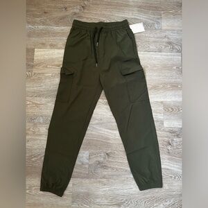 Women’s Cargo Pants